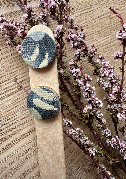 Painted Canvas Stud