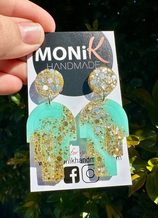 Resin and Glitter Dangle