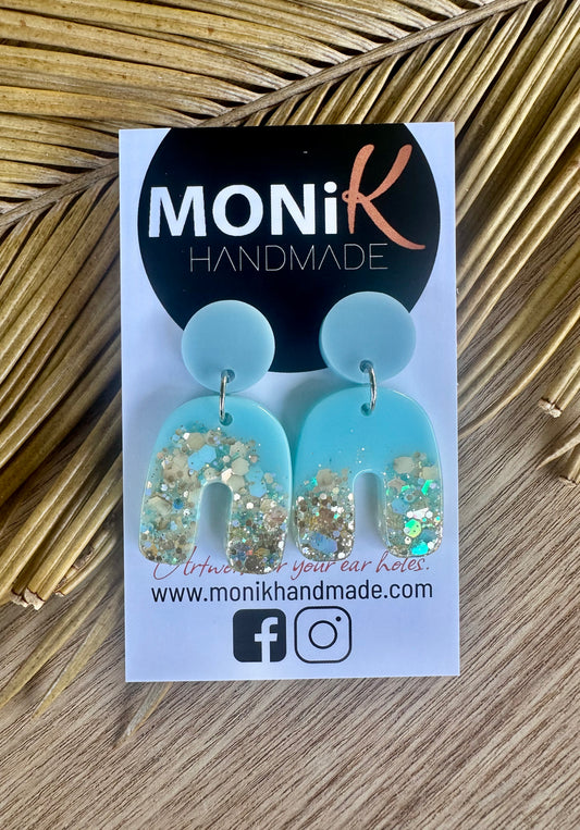 Resin and Glitter Dangle