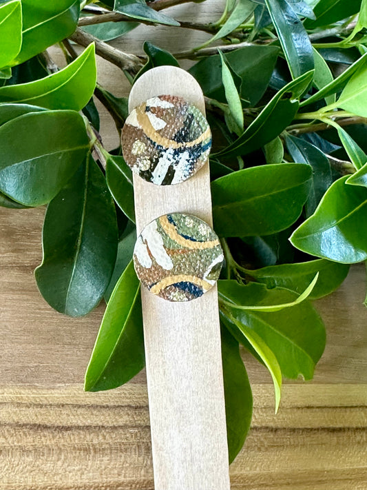 Painted Canvas Stud