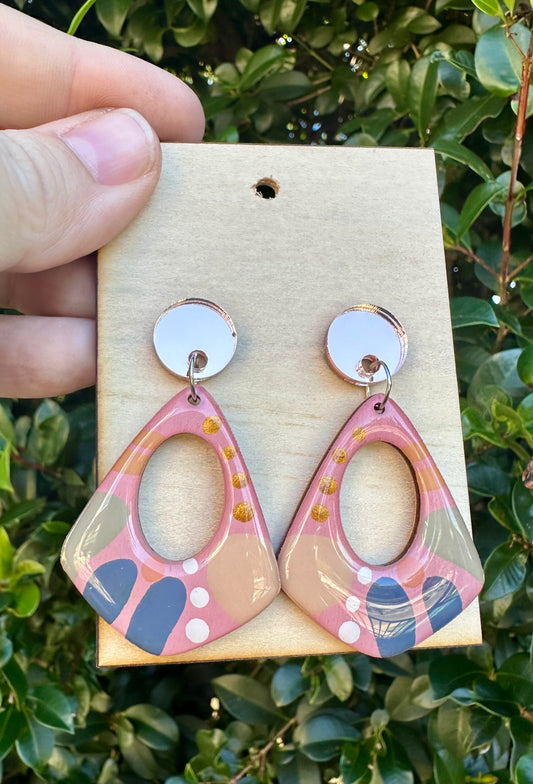 Abstract Dangle