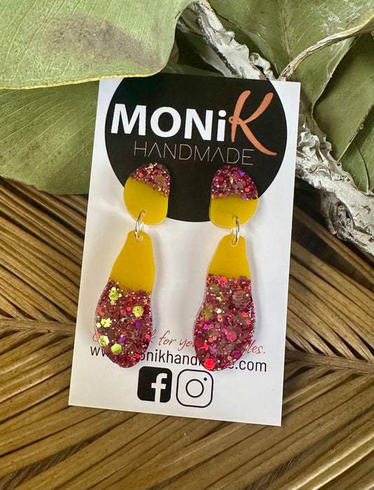 Resin and Glitter Dangle